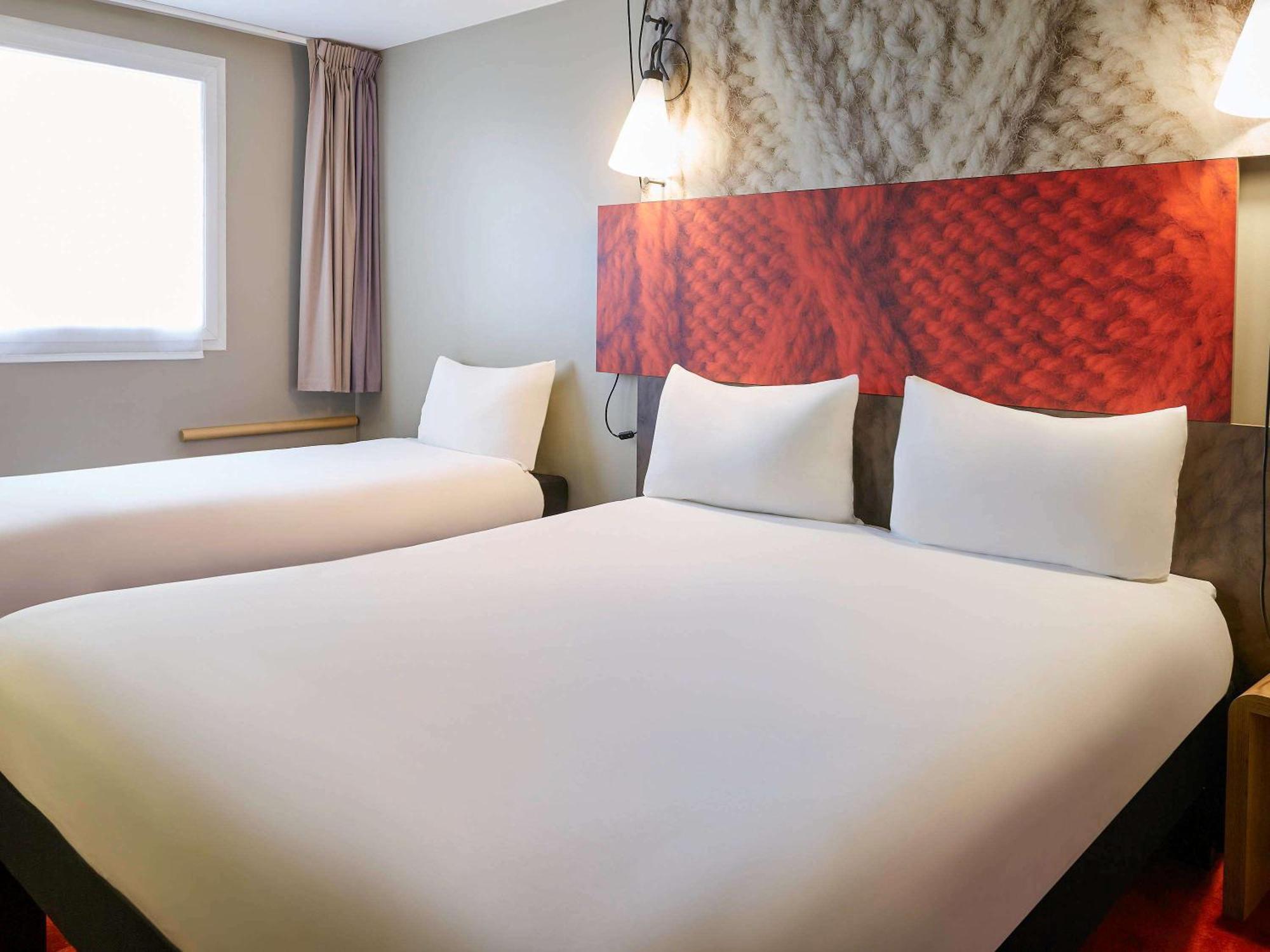 Ibis Paris Canal Saint Martin Exterior photo