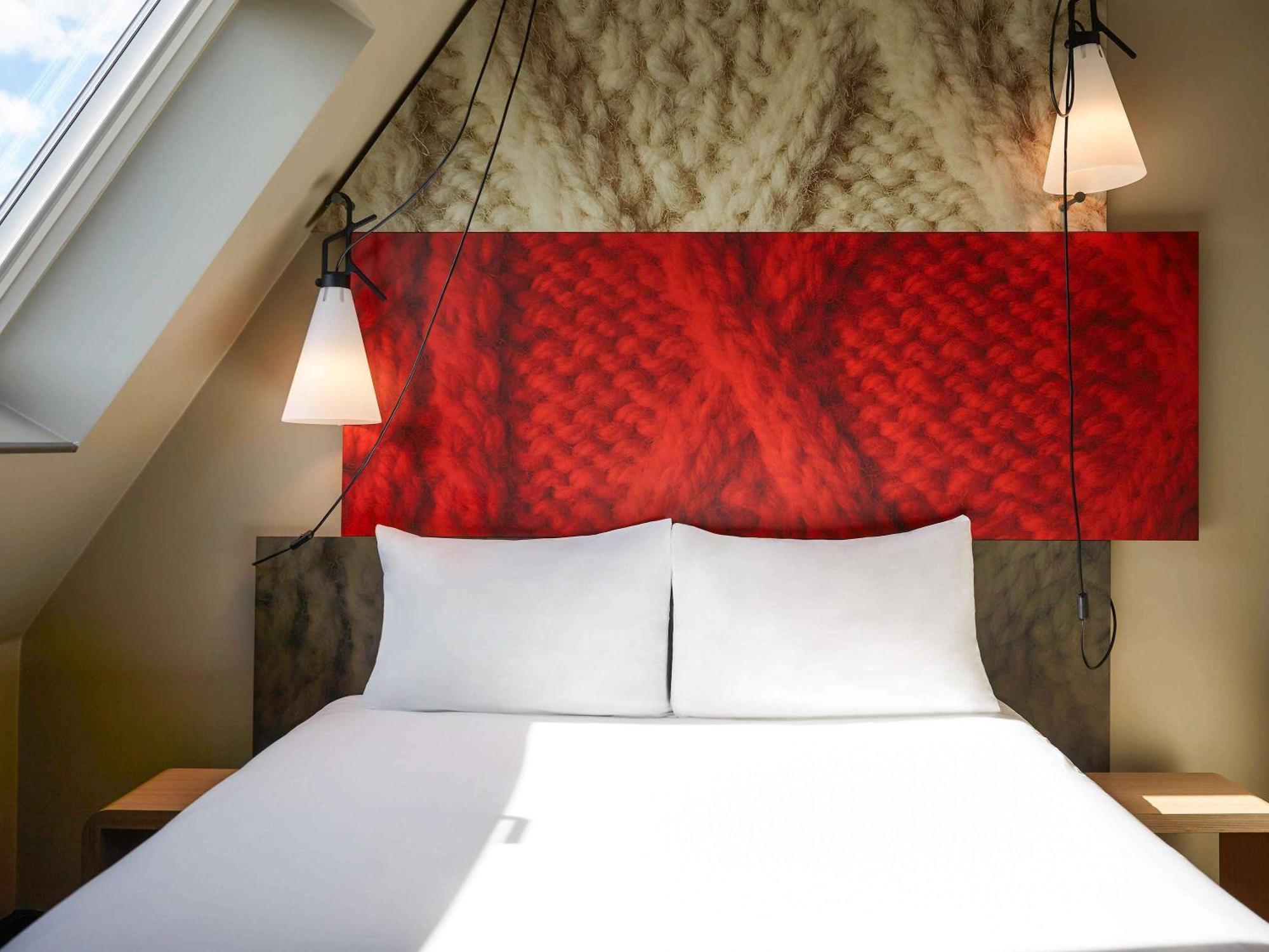 Ibis Paris Canal Saint Martin Exterior photo